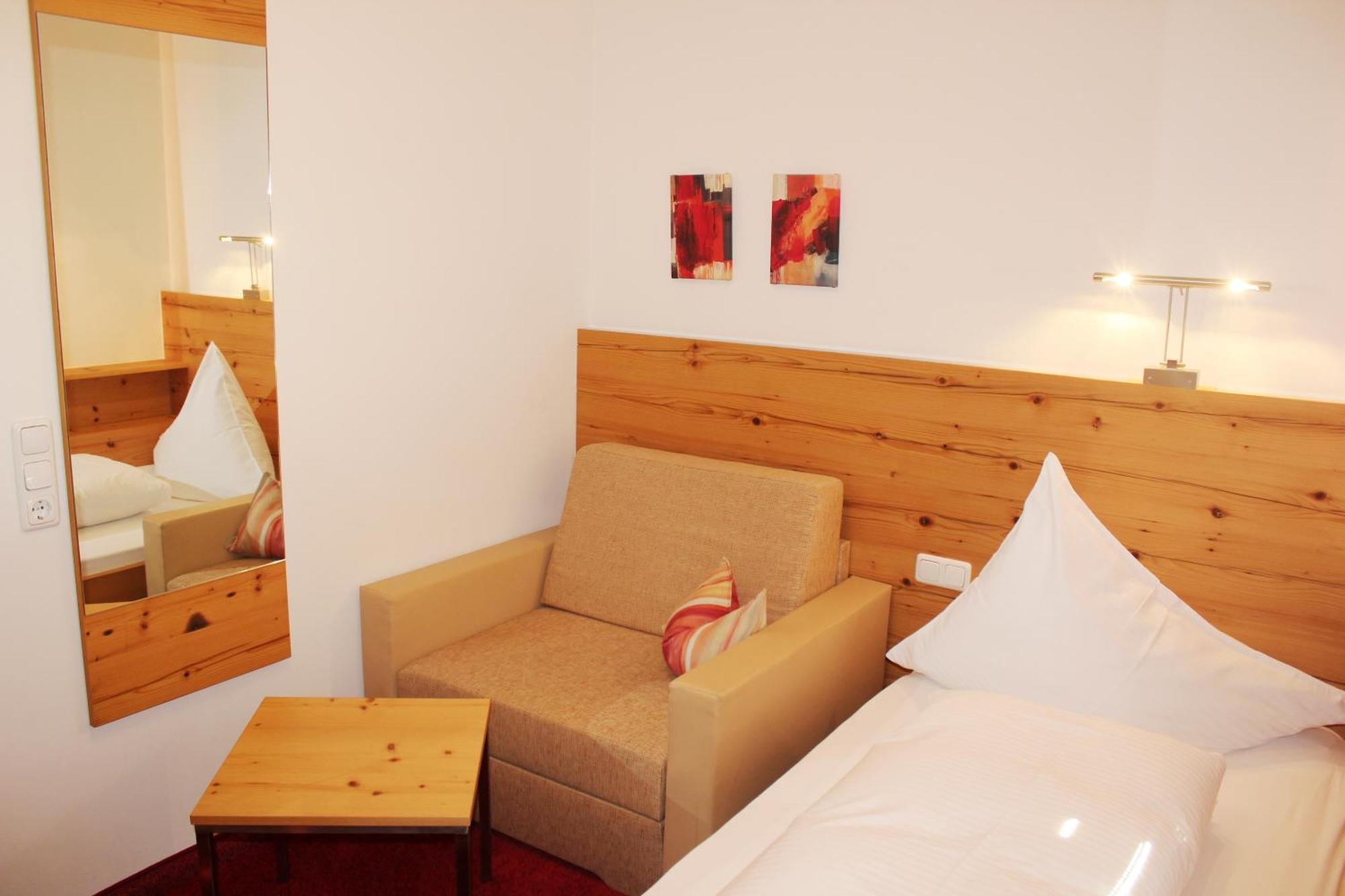 Hotel Flatscher Stuhlfelden Екстериор снимка