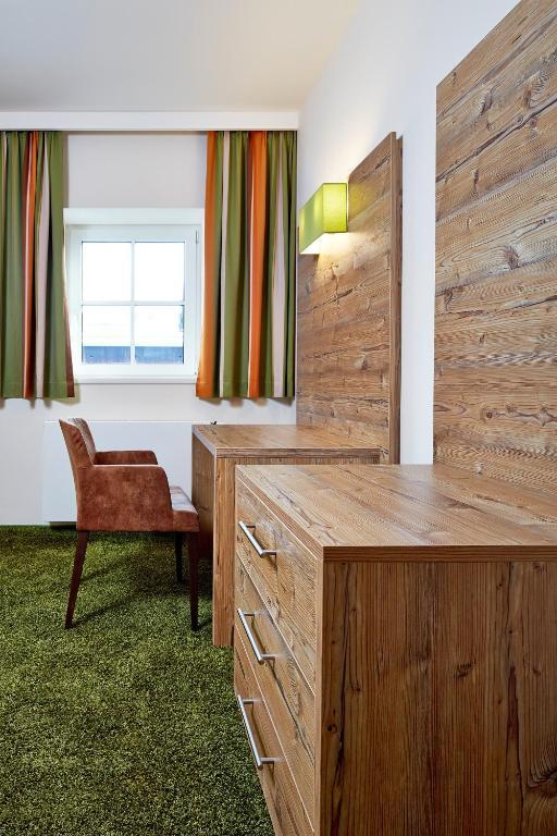Hotel Flatscher Stuhlfelden Екстериор снимка