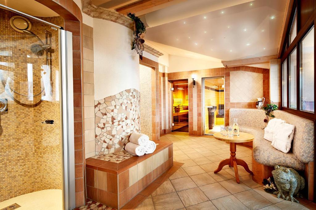 Hotel Flatscher Stuhlfelden Екстериор снимка